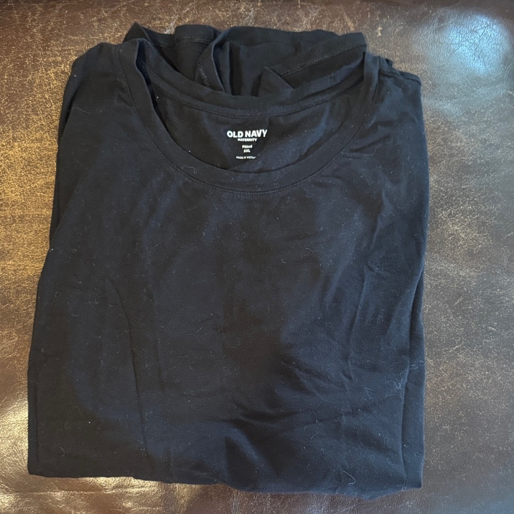 Old Navy Maternity Dark Tee